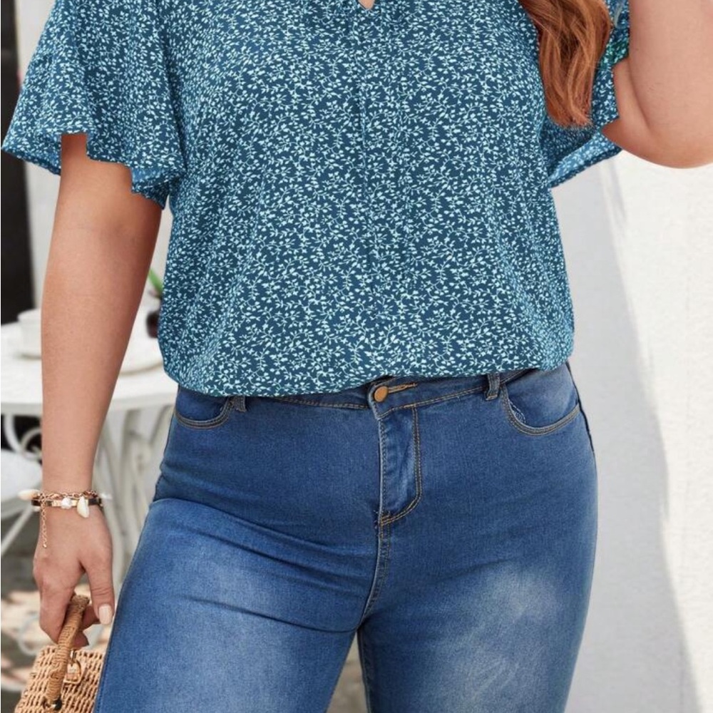 SHEIN Blue Floral Blouse